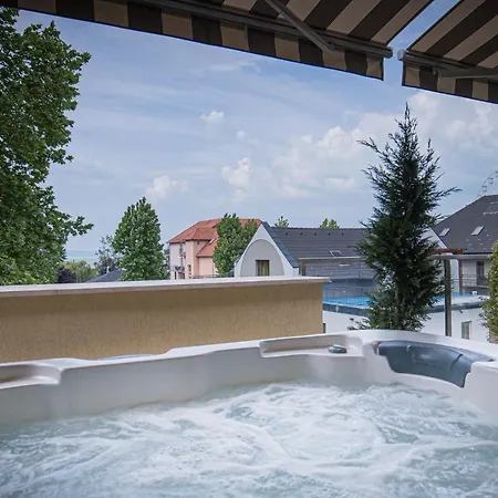 Atana Luxury