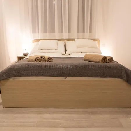 Atana Luxury Apartman *